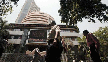 Sensex fails to maintain initial gains, drops 107 points