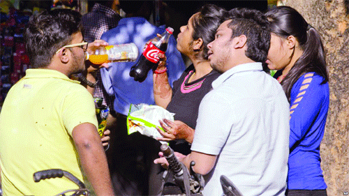 Controlling India's junk food addiction