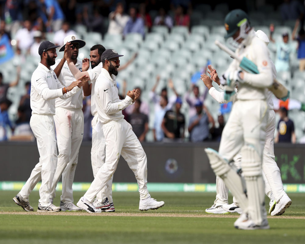 1st Test: Australia lose Finch before tea