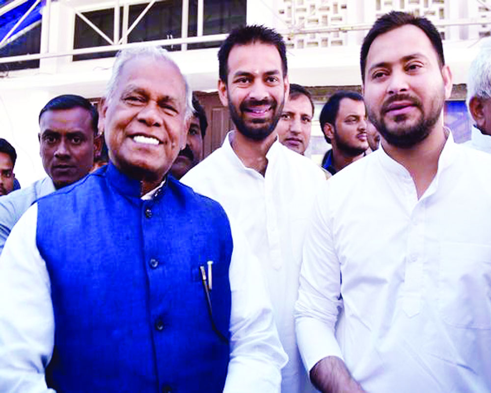 Bihar leaders weighing their options before choosing sides