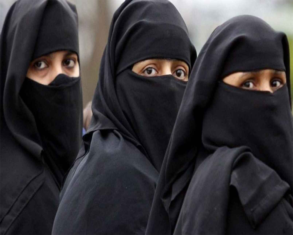 Cabinet clears ordinance to make triple talaq penal offence: Law Minister