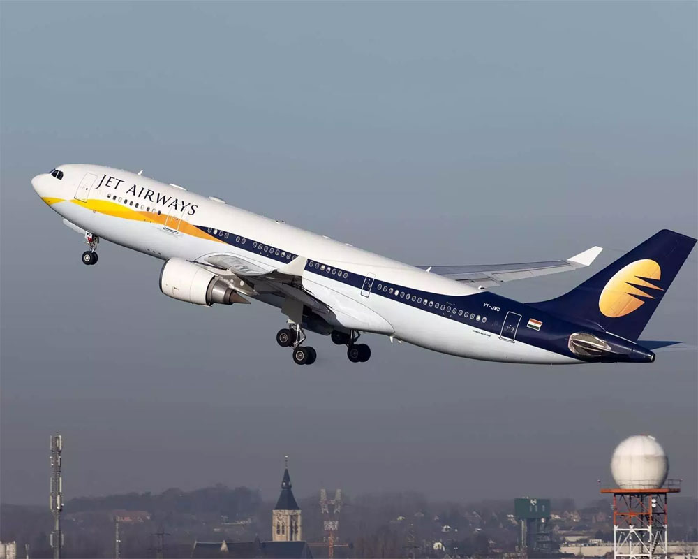 Jet Airways reports net loss of Rs 1,261 crore