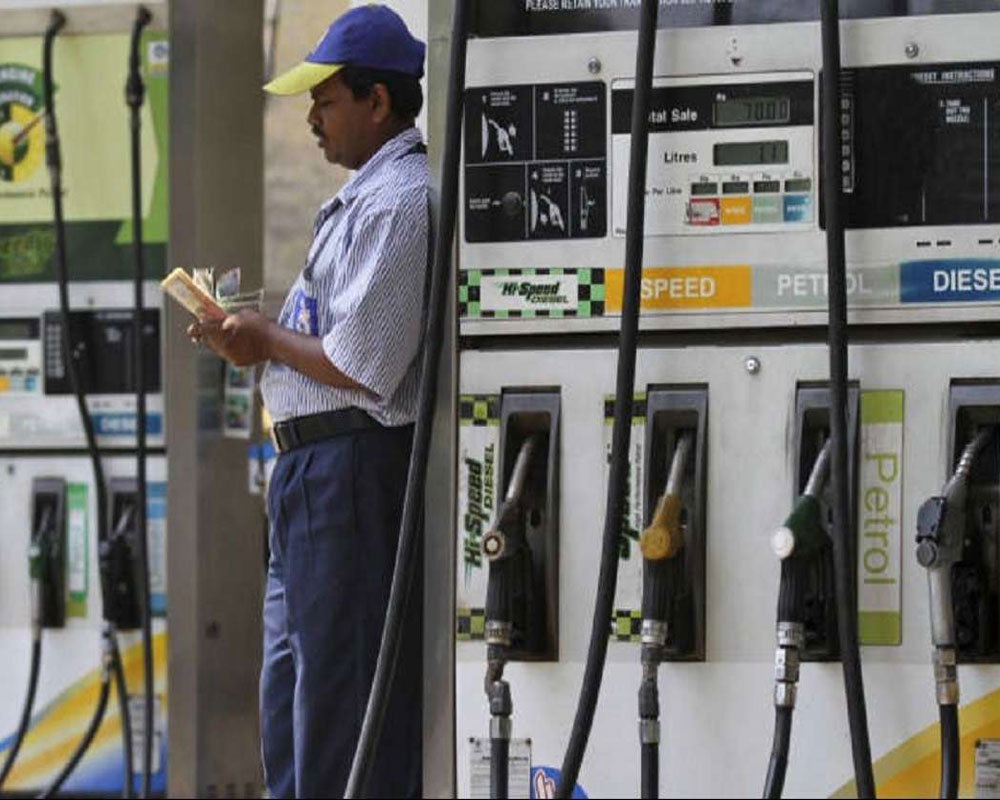 Karnataka govt cuts fuel prices by Rs 2 per litre