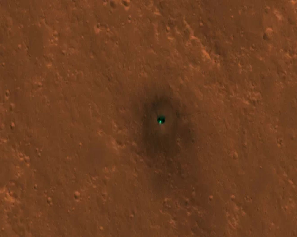 Mars InSight lander seen in first images from space: NASA