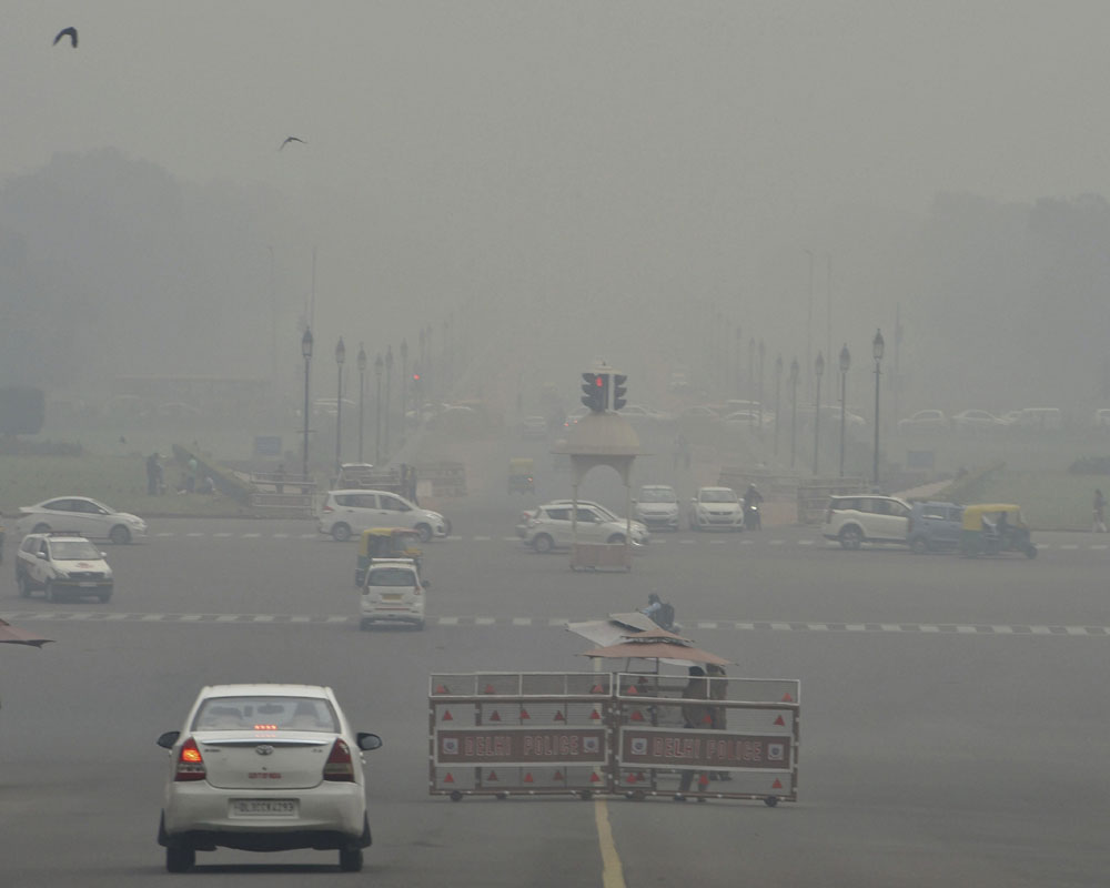 Misty Friday morning in Delhi, air quality 'poor'