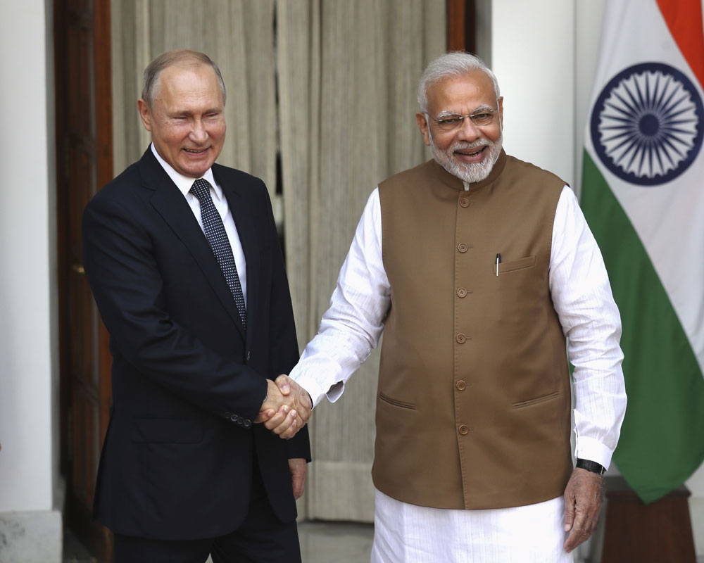 Modi, Putin hold restricted meeting