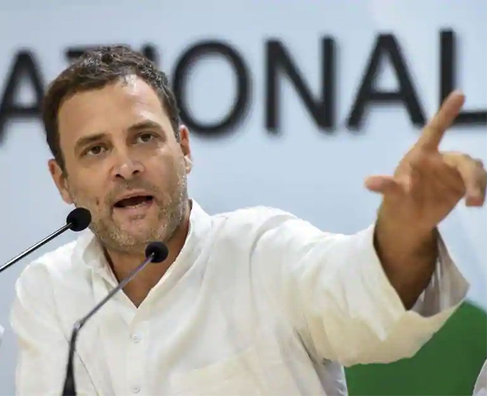 Modi a 'chowkidar' who lets in thieves: Rahul