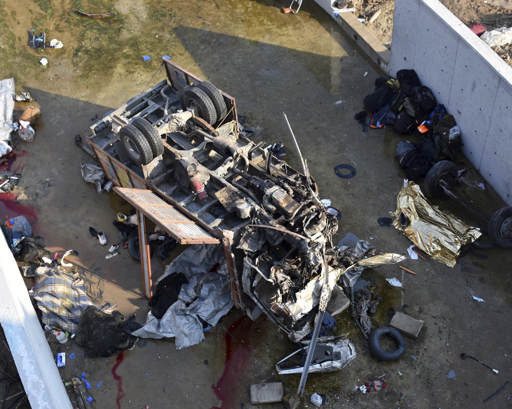 Nineteen killed in migrant vehicle crash in Turkey