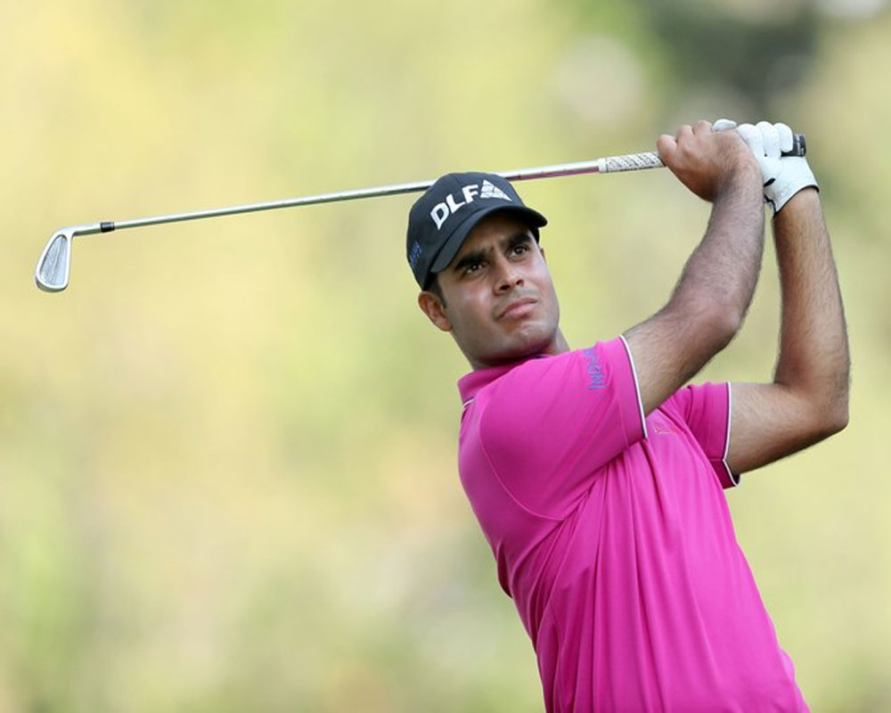Sharma fails to build on fine start, slips to T-47 after first day at Dubai