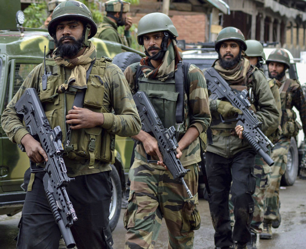 Terrorists abduct and kill 3 J-K policemen, at least six cops announce resignation