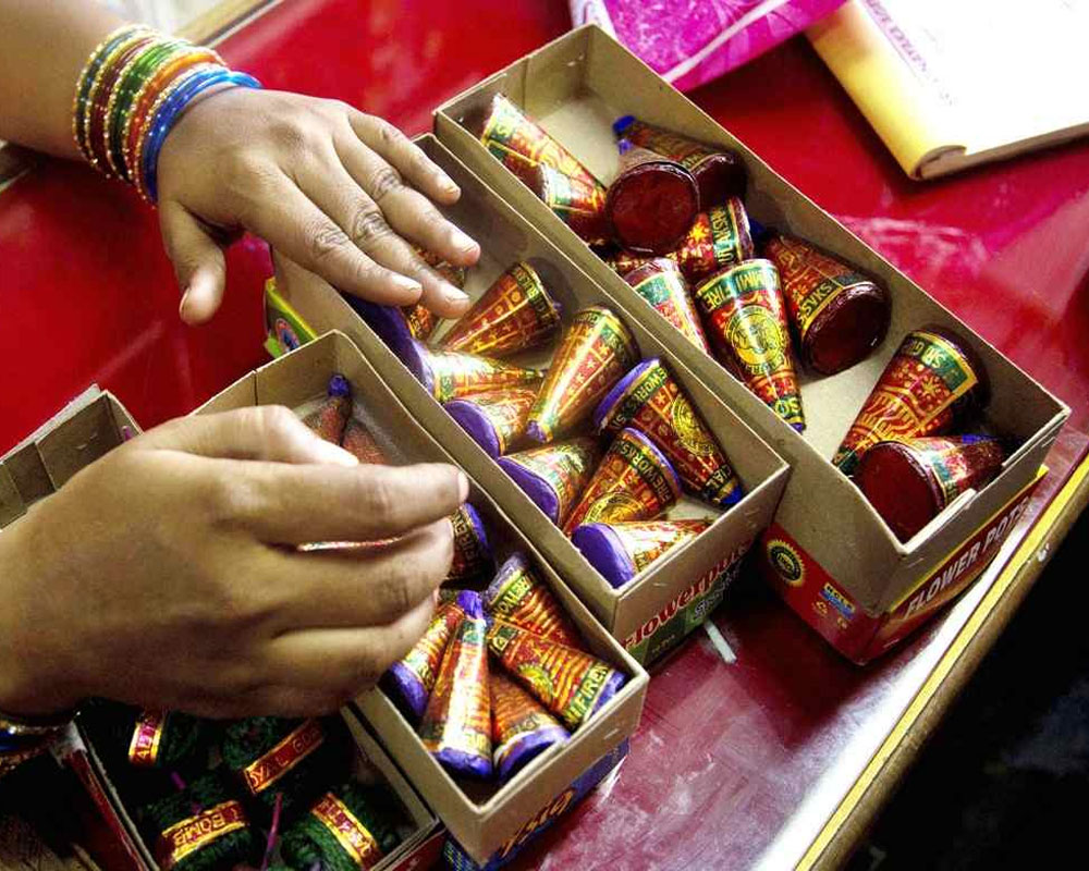 TN govt fixes time slot for bursting crackers on Diwali