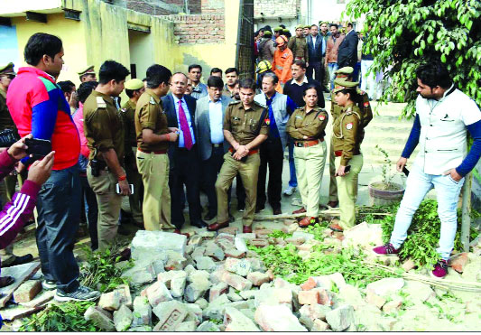 Two kids die under debris as JCB rams Noida school wall