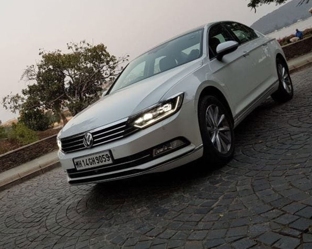 Volkswagen launches Passat Connect at Rs 25.99 lakh