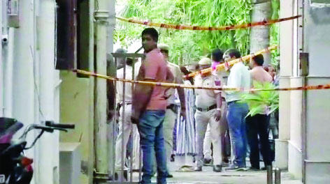 Woman’s throat slit, daughter clubbed to death in W Delhi