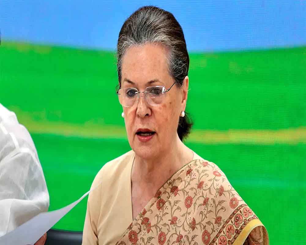 'No comments', says Sonia on political developments in Maharashtra