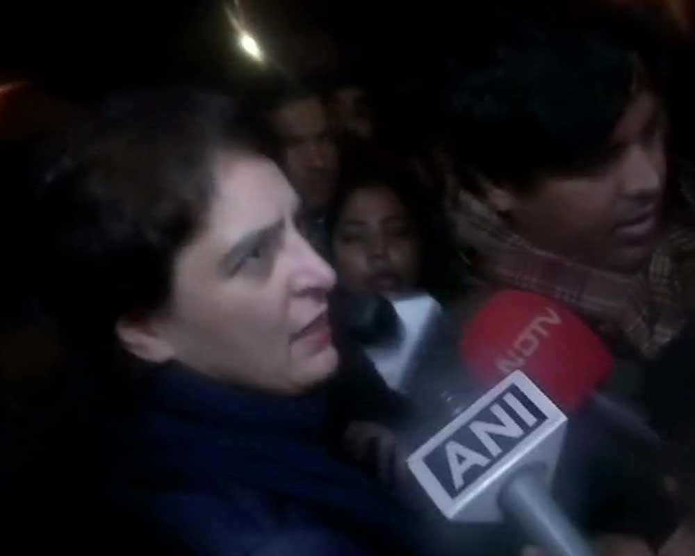 Anti-CAA protests: Priyanka Gandhi joins students at India Gate, says govt 'ant-poor'