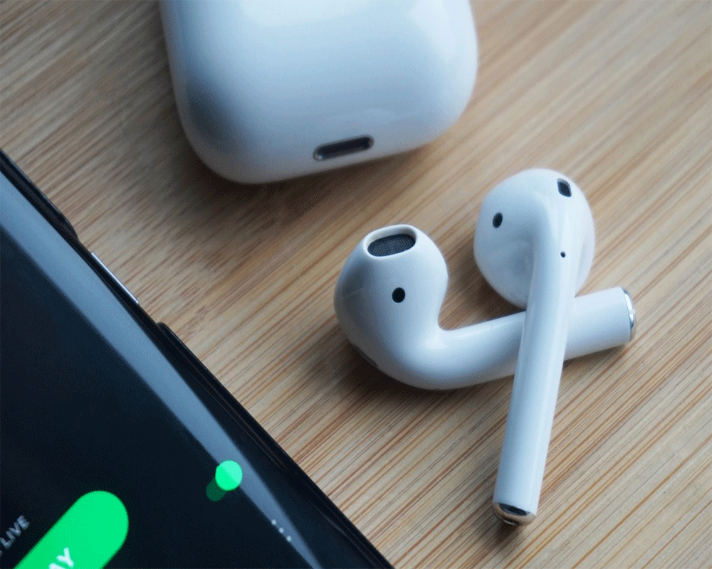 Apple AirPods 2: Wireless experience just got better