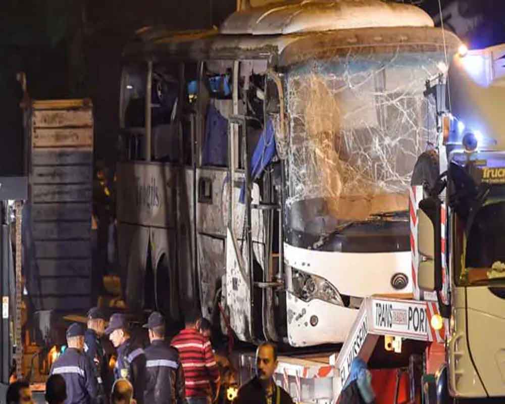 Bomb hits tourist bus near Egypt's Giza Pyramids, wounds 16