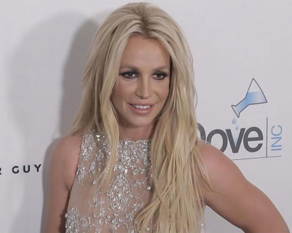 Britney Spears says 'of course' she will perform again