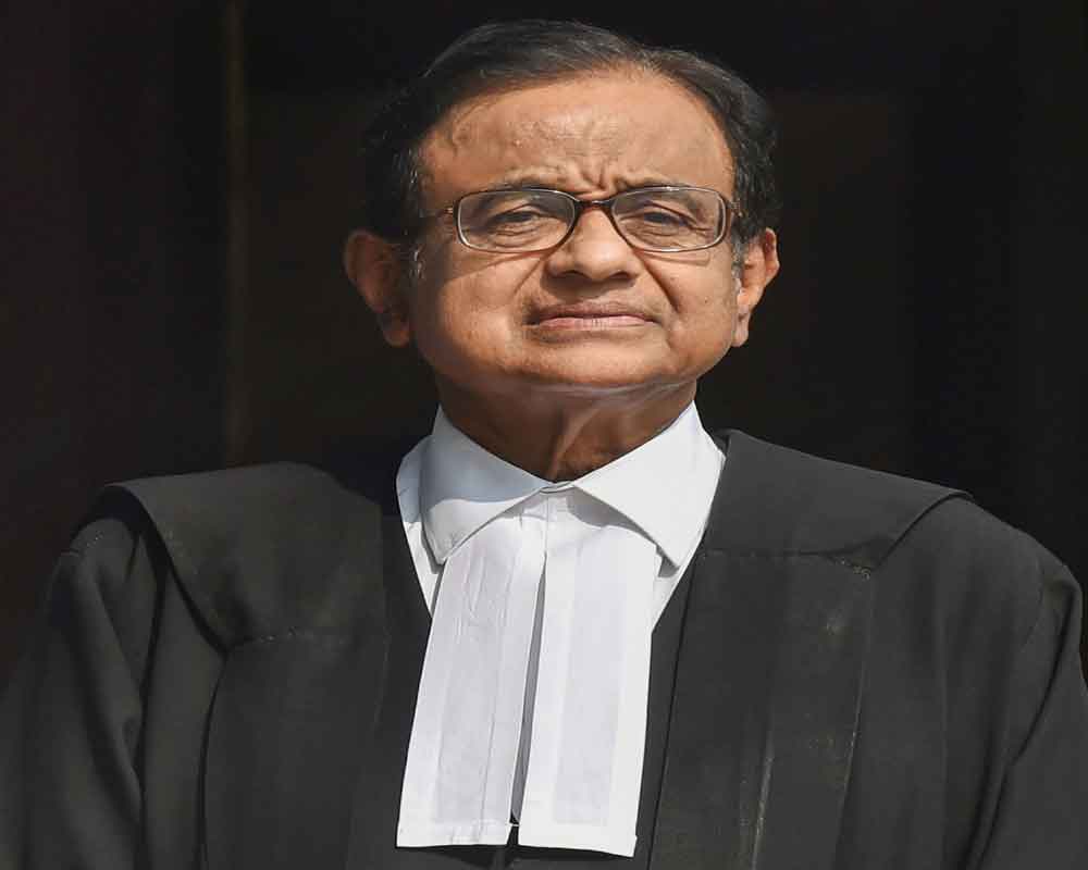 CBI again lands at Chidambaram's residence; his lawyer asks not to take any coercive action till SC hearing