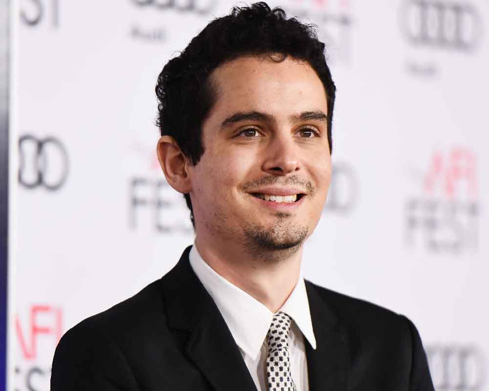 Damien Chazelle in early talks with Emma Stone for his next 'Babylon'