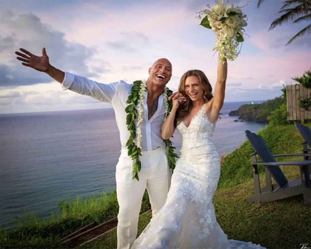 Dwayne Johnson marries longtime girlfriend Lauren Hashian