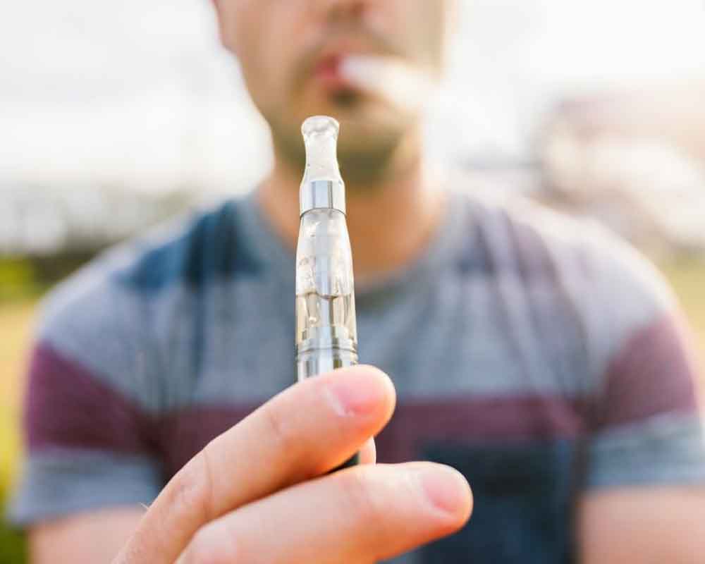 E-cigarettes found more effective in helping smokers quit