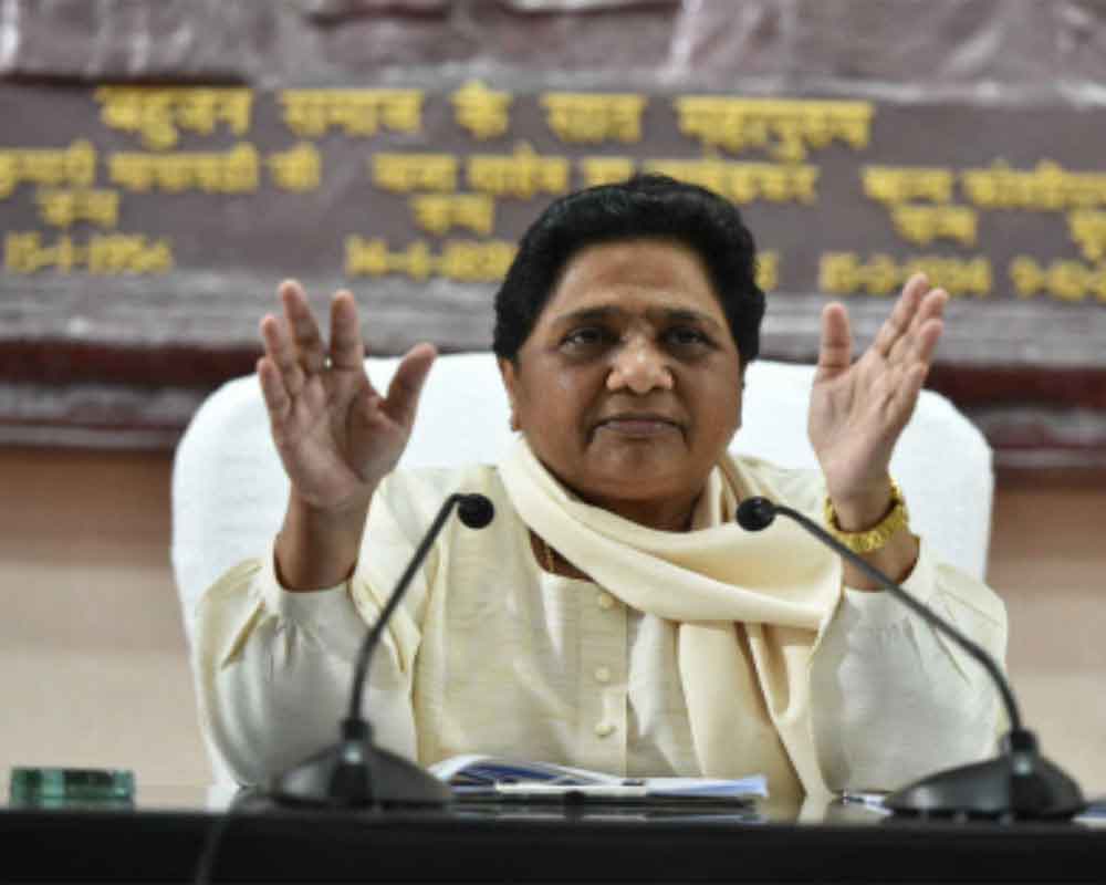 EC ignoring code violation by BJP: Mayawati