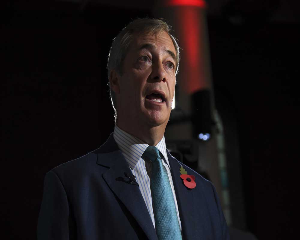 Eurosceptic Farage urges British PM to listen to Trump