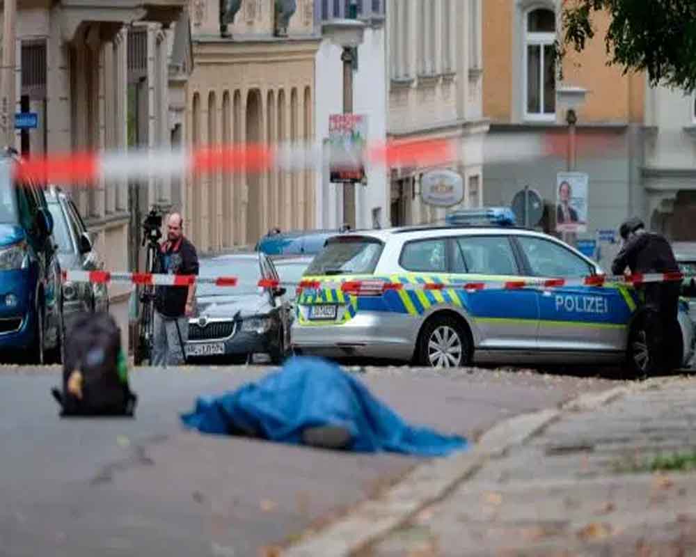 German synagogue is attacked on holy day; 2 dead nearby