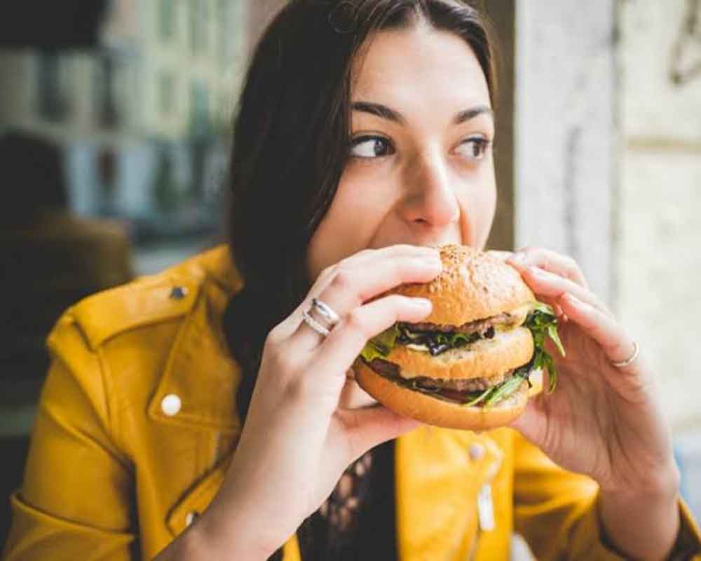 Heavy eating after 6 pm linked to heart diseases in women: Study