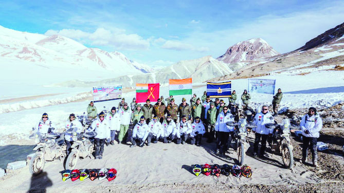 Himalayan Heights Motorcycle Expedition reaches Karakoram Pass