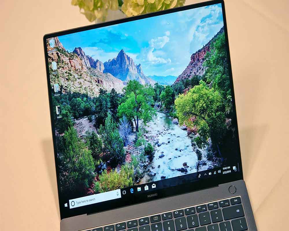 Huawei's laptop removed from Microsoft store