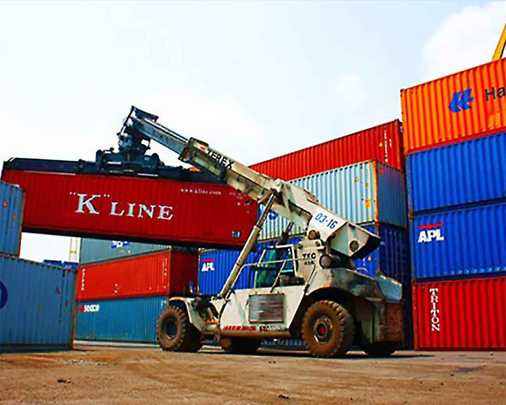 India imposes 200% import duty on Pak goods