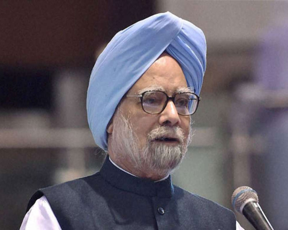 Jobless growth, rural indebtedness, urban chaos have made aspirational youths restless: Manmohan