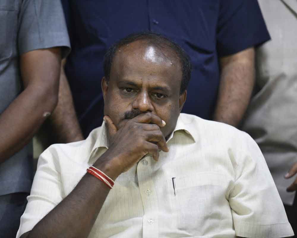 Karnataka CM offers to quit if Congress can't control MLAs