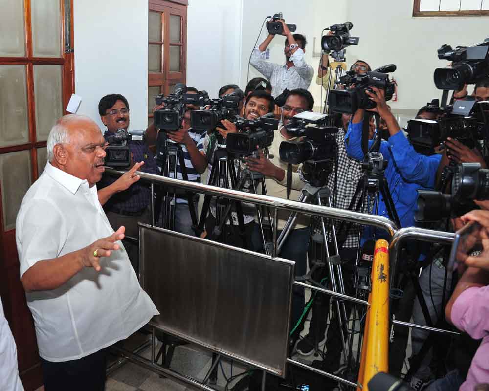 Karnataka crisis: Speaker moves SC against order to take decision on 10 rebel MLAs resignation