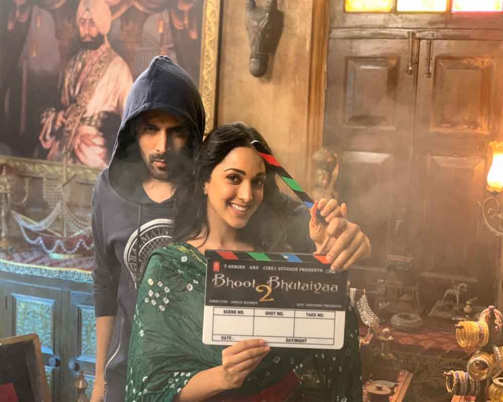 Kartik Aaryan, Kiara Advani begin shooting for 'Bhool Bhulaiyaa 2'