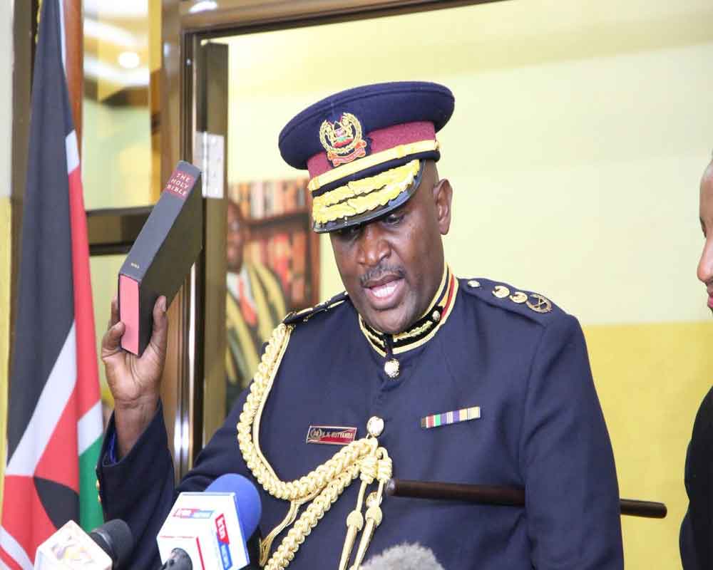 Kenya: Police chief says roadside bomb kills 11 officers