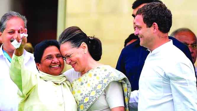 Maya lends hand to Opp unity, to meet Rahul today