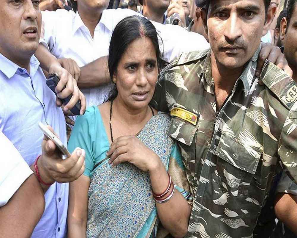 Nirbhaya's mother moves SC opposing review plea of convict, to be heard on Dec 17