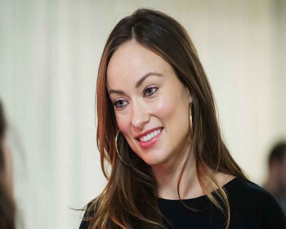 Olivia Wilde to direct new holiday comedy for Universal