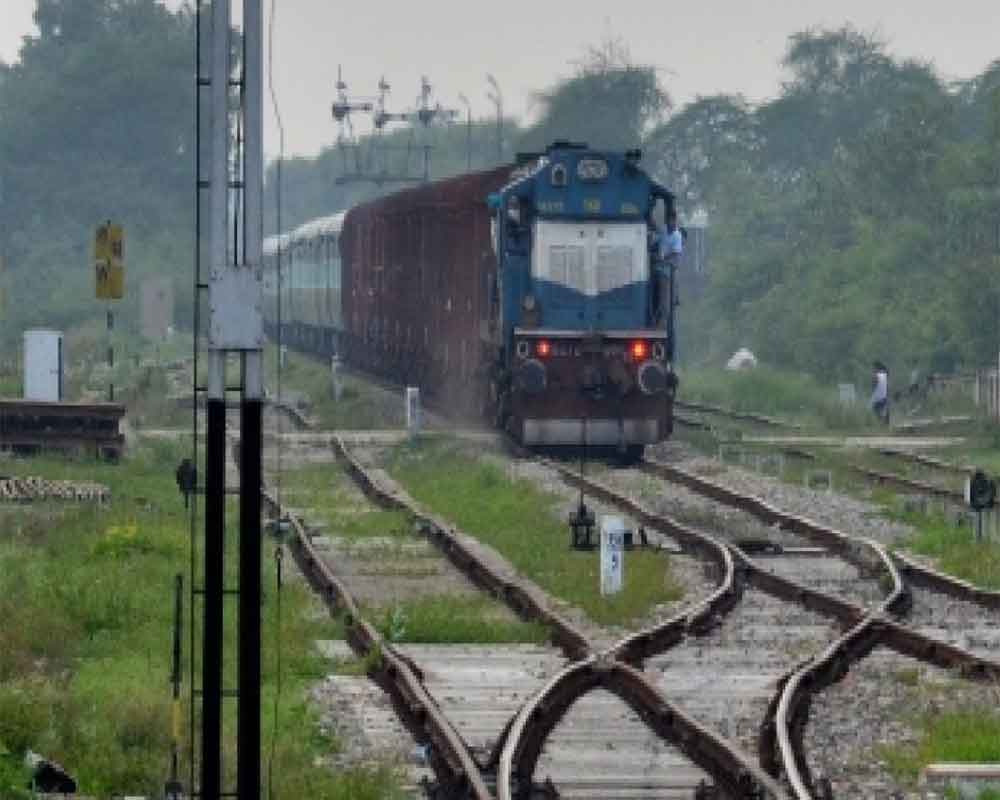 Pak rejects request to resume Samjhauta, Thar trains