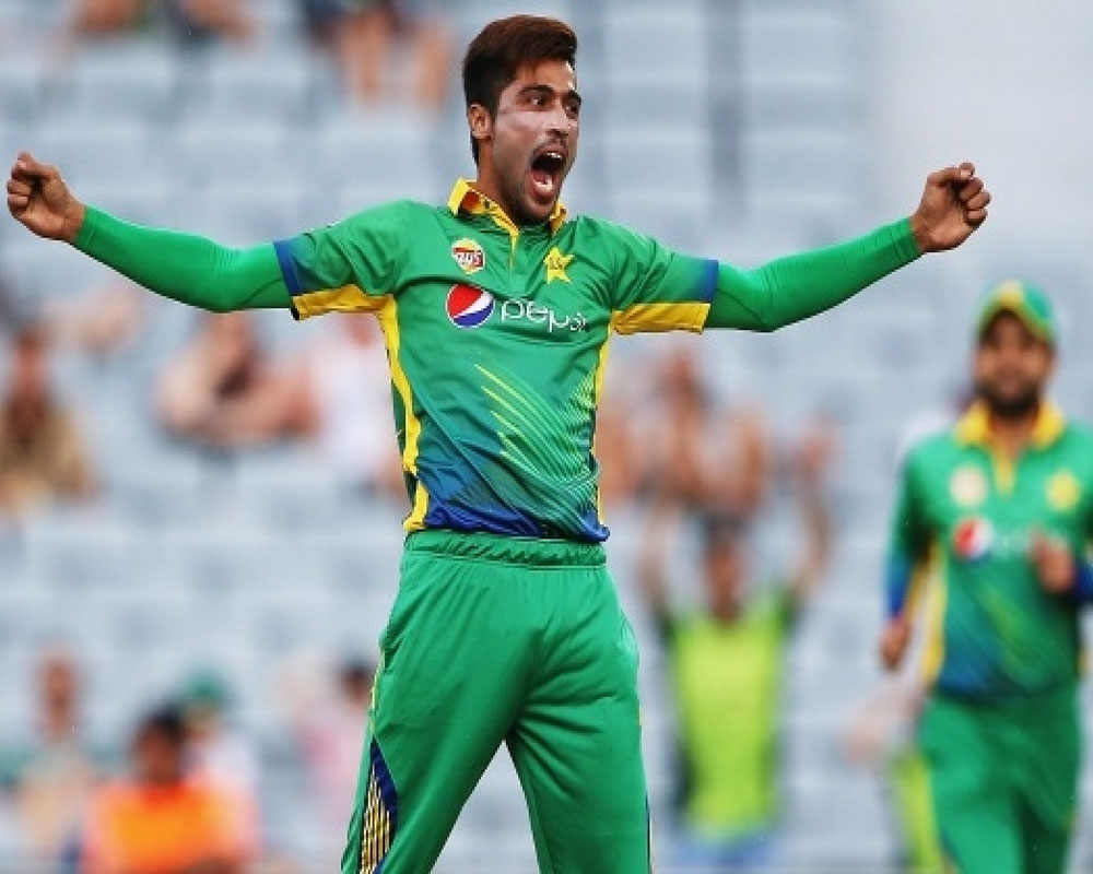 Pakistan leave out Aamir from World Cup squad