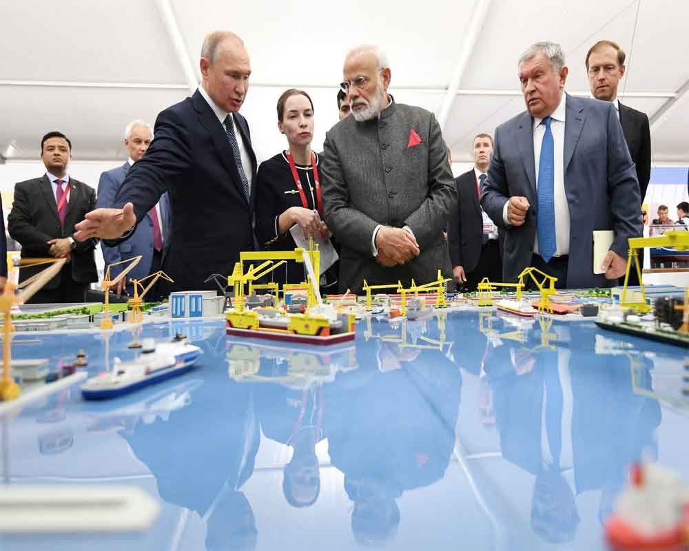 PM Modi visits Zvezda shipbuilding complex along with President Putin