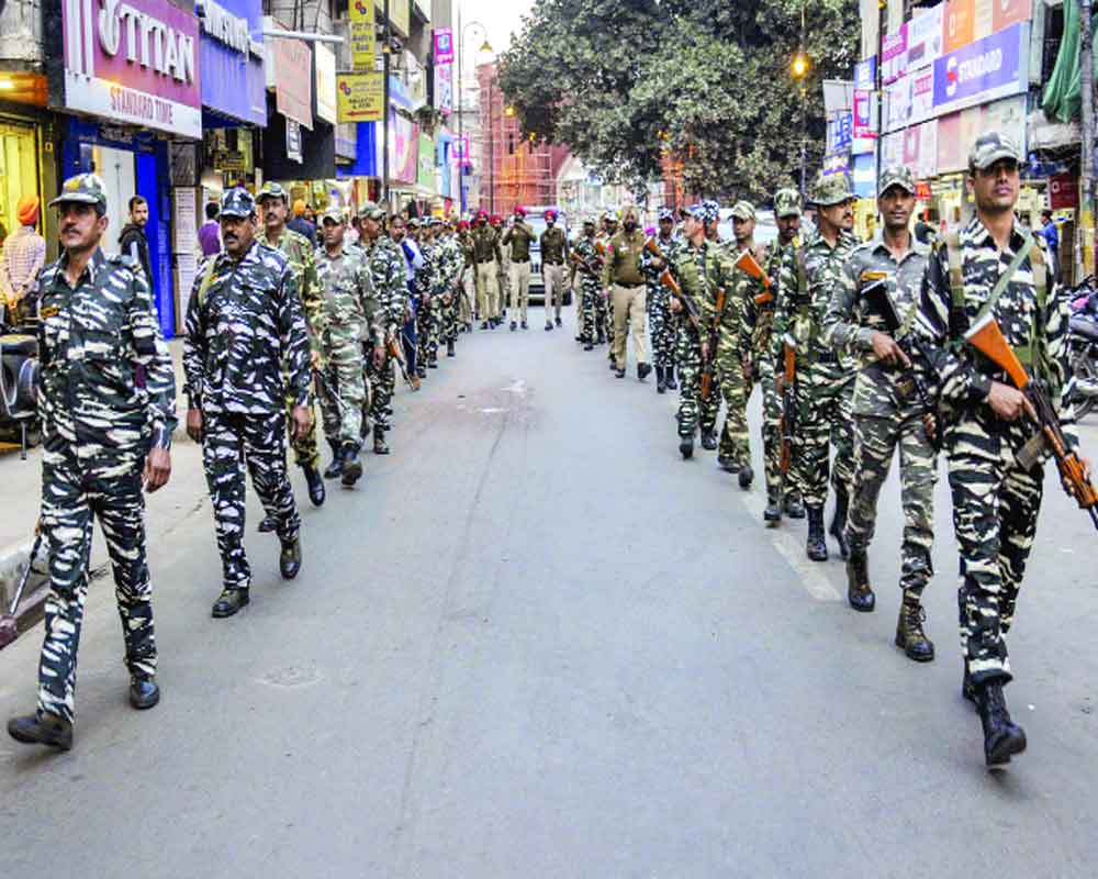 Poll meals on tracks for 2.70L paramilitary forces