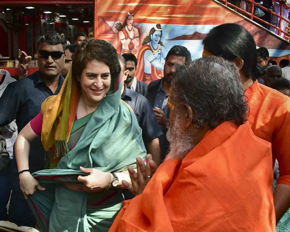 Priyanka Gandhi begins 3-day UP visit, offers prayers at temple