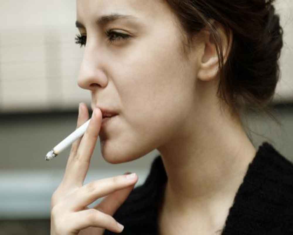 Quitting smoking cuts bladder cancer risk in women