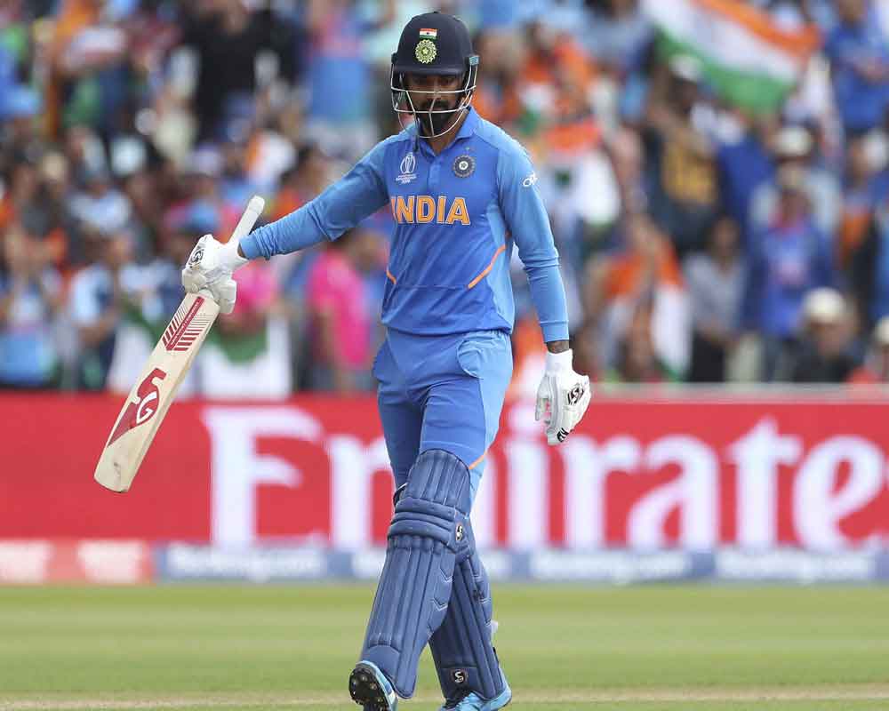 Rahul can follow Laxman's footsteps to make Test comeback