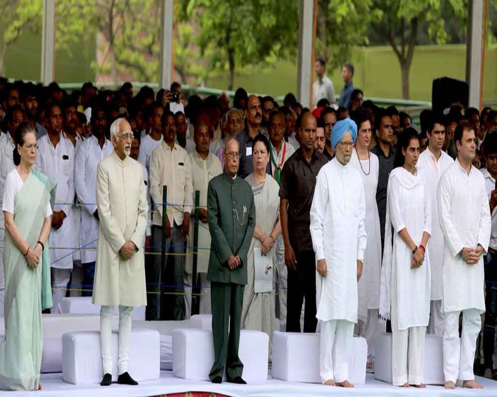 Rajiv Gandhi birth anniversary: Top Congress leaders pay tributes to former PM